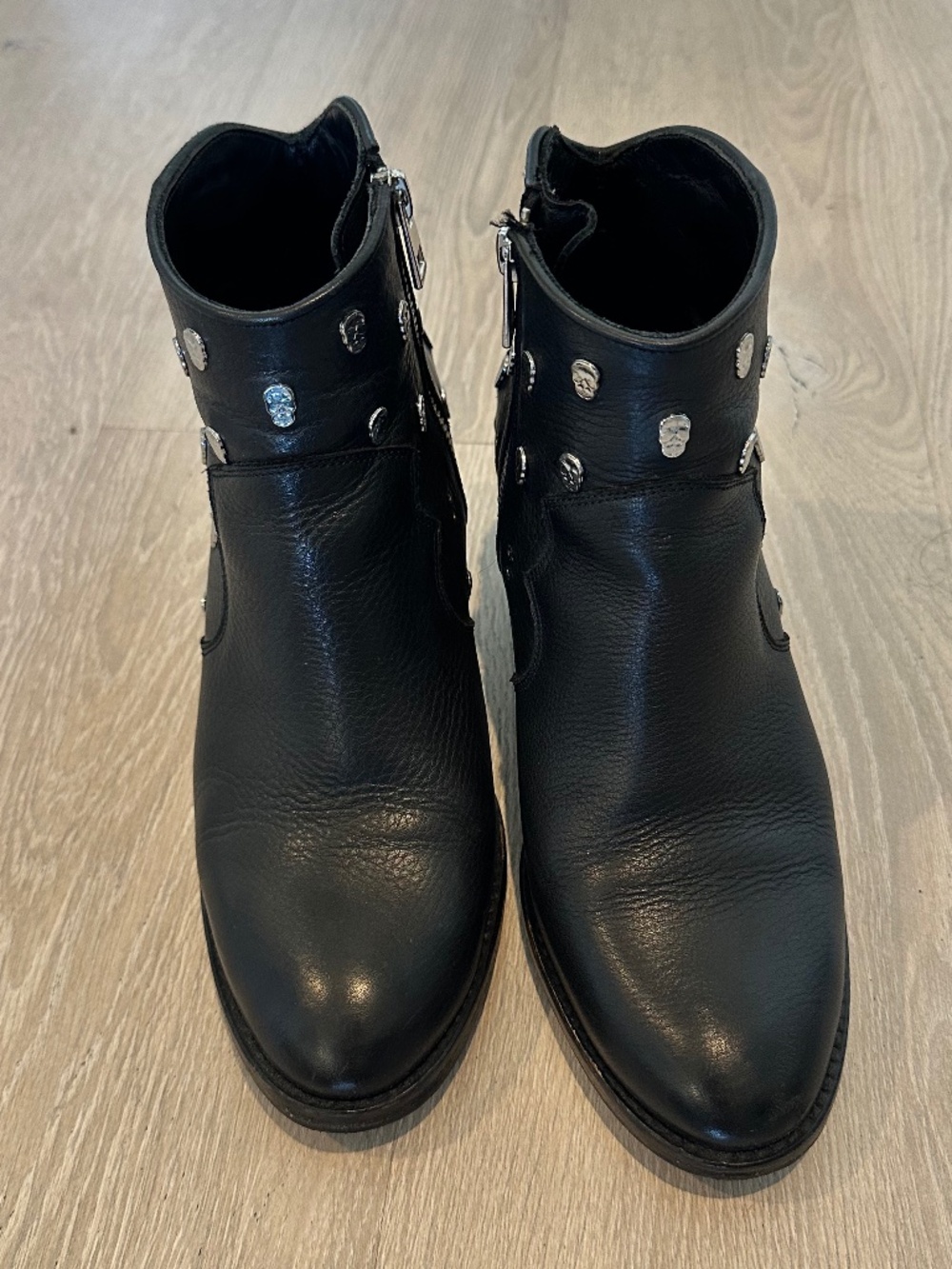 Zadig & Voltaire - skull studded boots (missing studs)